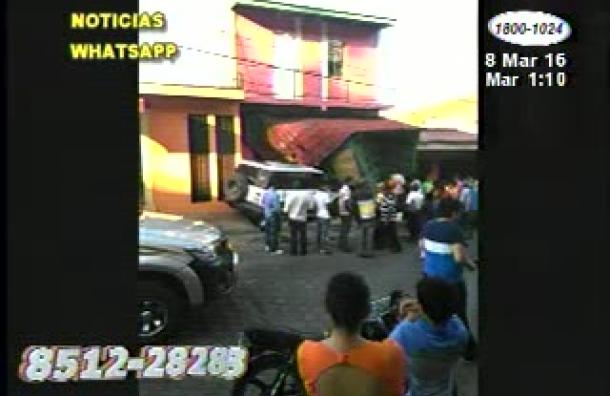 Una camioneta se estrelló contra una vivienda en Matagalpa