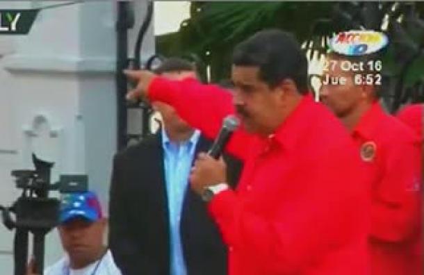 Opositores a gobierno venezolano protestan contra decisión de suspender referéndum revocatorio