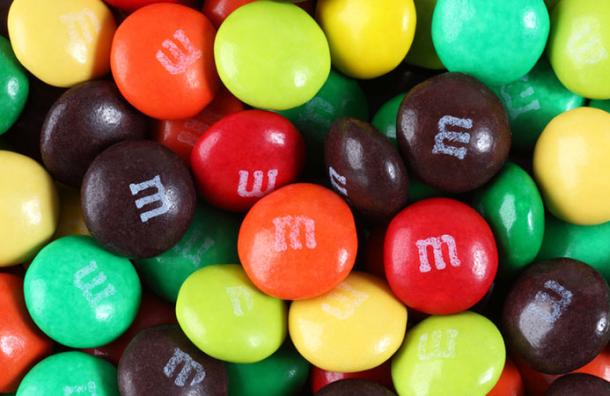 VIDEO: Estos conocidos caramelos cambiarán para siempre y comerlos no será lo mismo de antes
